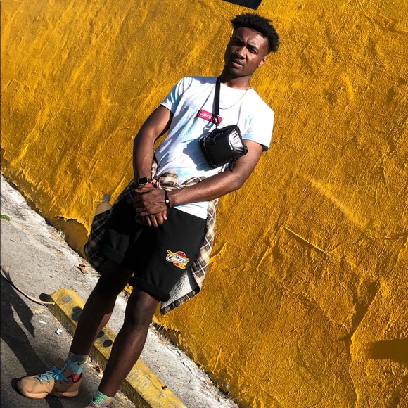 Meet your Posher, Marcellis - Picture 1 of 1